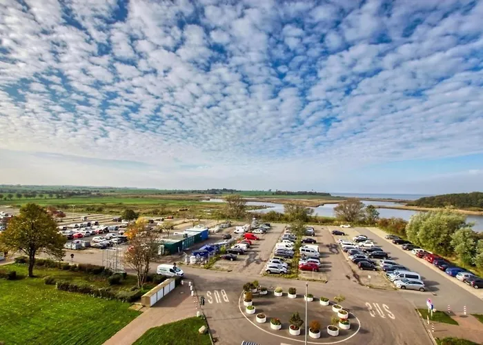 - Haus D, App 0d0505 *